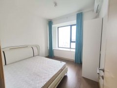 85万捡漏华发101平9楼三室精装
