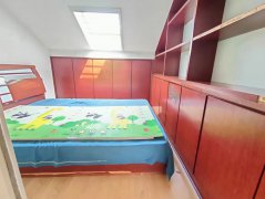 出租 黎明西区步梯 5楼85平加阁 4居室 精装带家具家电