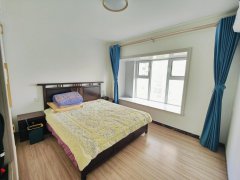 带大露台 ！碧桂园电梯148平 装修花35万！带家具 证全