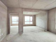 汽车站麒麟框架3楼80平3350每平 车位可改车库！ 证全