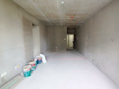 新利群 悦澜名邸 电梯6楼 南客厅 全明户型 支持贷款
