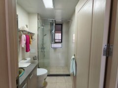自在香滨12楼113平三室两卫精装家具家电齐全吉屋出租
