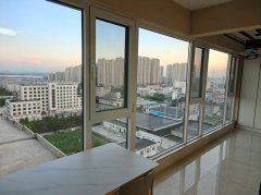 博隆繁花里，12楼91平 看湖海 现代精装 家电家具齐全