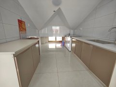 带车库！现代精装 车站麒麟花园5楼90平送阁楼 带大露台