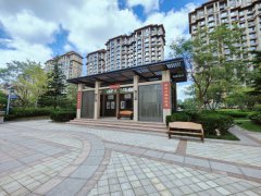 送车位+地下室！清华园 电梯185平 实木未住 小区有餐厅