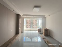 69.8万急售万隆电梯12楼123平精装3居室拎包入住