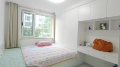 58.8万十里河94平两室精装可当婚房