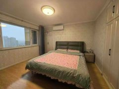 金悦华府12楼，90+90复式，三室两卫
