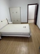 岗西小区前排电梯5楼东边户113平三室两厅一卫