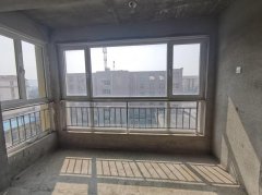 捡漏24.8万 大润发东六福苑框架83.7平 3室