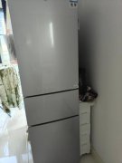 自在澜湾 电梯 41.5平一口价22万 精装 卫带窗哟有食堂