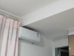 自在澜湾 电梯 41.5平一口价22万 精装 卫带窗哟有食堂
