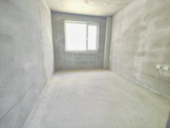 降！鑫水华庭 6层电梯 洋房 135平 南厅 3室2卫 带窗