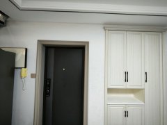 147号楼502，5层加阁楼，两层130平豪华装