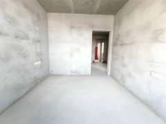 CF三环成山御苑八期8楼92.62平带地下室三室毛坯房59.