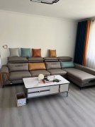 西龙家悦海苑小区，一楼，三室两厅两卫，家具，家电齐全，领包入