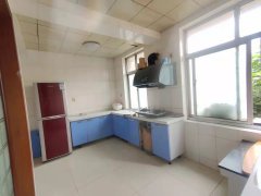 CF楼房出租：义乌北面丹霞小区三层小楼的一楼二楼带小院120