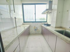 CF 荷塘北区（老中医院北面）二楼83平三室精装修