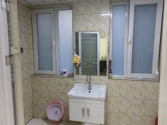 佳华水榭香都电梯的7楼西边户87平，50.8万!!精装修