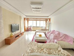 上学用过马路 高阳小区半框 大平层 边户 南厅 3室2卫C