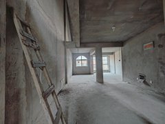 捡漏一口价19.8万！华悦新城5加阁119平 4室2卫 证全