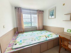 哥尔电子附近 华悦新城南区3楼三室一厅配套齐全 拎包入住