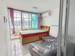 600元 出租 海山逸品华庭 阁楼 2居室带露台