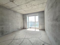CF万隆国际小区电梯13层有证123平毛坯房仅售32.8万
