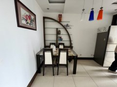 虹桥南区，四楼，128平，三室两厅两卫带地下室，车库