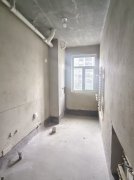 三环西区2楼 全明户型 南客厅 3居室带衣帽间 证件齐全