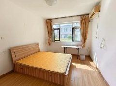 三环西区1楼99平两室一厅家具家电齐全包网费包物业费拎包入住