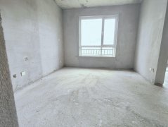 CF润德名园小区一楼113平带小院带地下室毛坯三室59.8万
