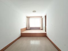 CF 怡心园小区老妇幼对面一楼130.25平三室简装修仅须4
