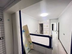 缔景城一楼带院，家具家电齐全长期租