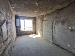 只卖49.8万金悦华府大平层 三室两厅 带车位 带地下室 全