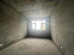 CF中都苑小区电梯14层99.38平带车位两室毛坯53.8万