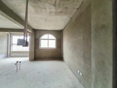 CF华悦新城五楼加阁楼130平毛坯房28.8万