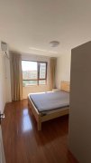 水岸名邸电梯洋房三楼106平三室精装家具家电齐全拎包入住出租
