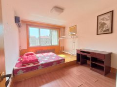 世纪小区98平三室以前精装家具家电齐全拎包入住吉屋出租