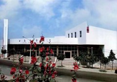 石岛老长途汽车站候车厅、发车区出租