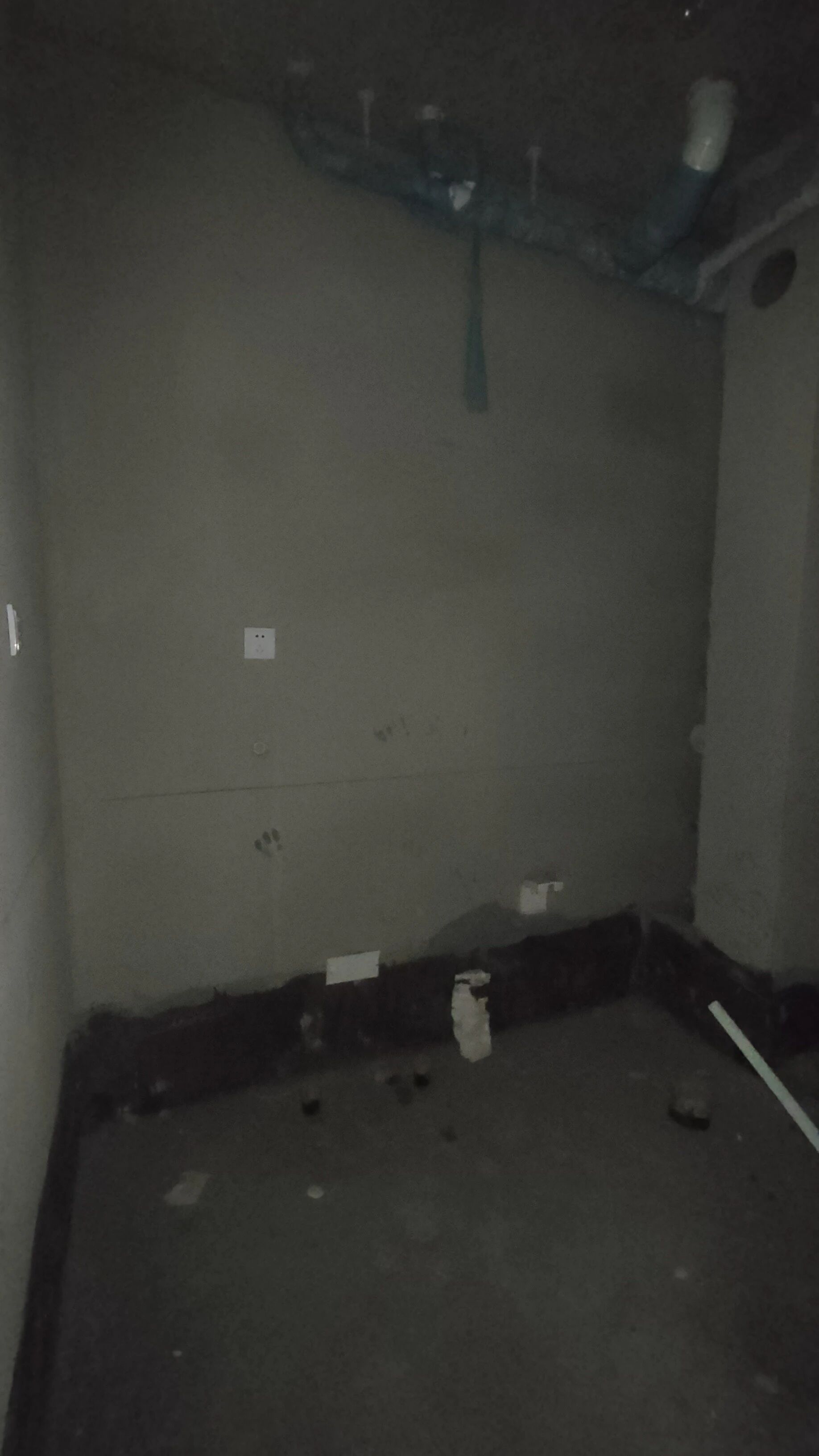 前排 采光好 荣盛南区 电梯9楼74平 毛坯 2卧 前排 采光好 荣盛南区 电梯9楼74平 毛坯 2卧