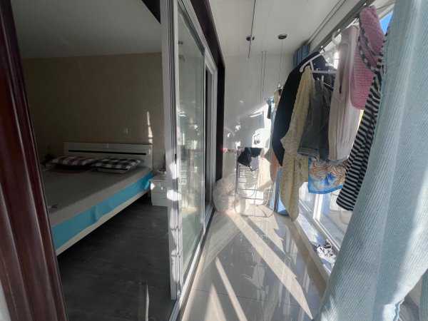 奥苑,一楼,126平,五期,实木装修,带地下室,79.8 奥苑,一楼,126平,五期,实木装修,带地下室,79.8