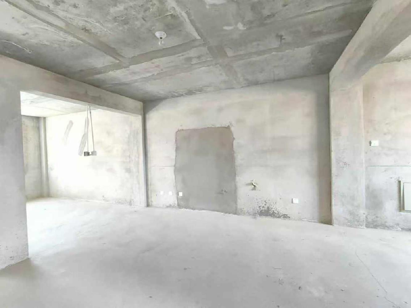 真可捡25.8万!华悦新城3楼 73平 带地下室 证全 s 真可捡25.8万!华悦新城3楼 73平 带地下室 证全 s