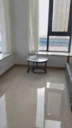 华发樱花湖电梯loft公寓40多平一室一厅精装拎包入住出租