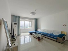 可短租 黎明中区电梯房8楼 125平三室两厅精装修 四部空调