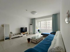 可短租 黎明中区电梯房8楼 125平三室两厅精装修 四部空调