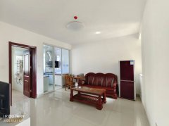 黎明中区电梯房4楼 两室一厅干净卫生 家具家电齐全 拎包入住