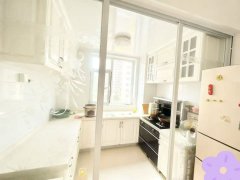 三环西区A区电梯5楼99平52.8万