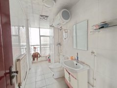 CF楼房出租：实验二小刚西面高阳小区住人三楼下面二层是门市