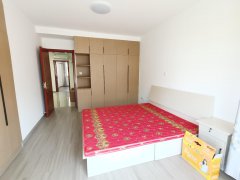 新华悦新城北区4楼三室两厅家具家电全新拎包入住随时看房